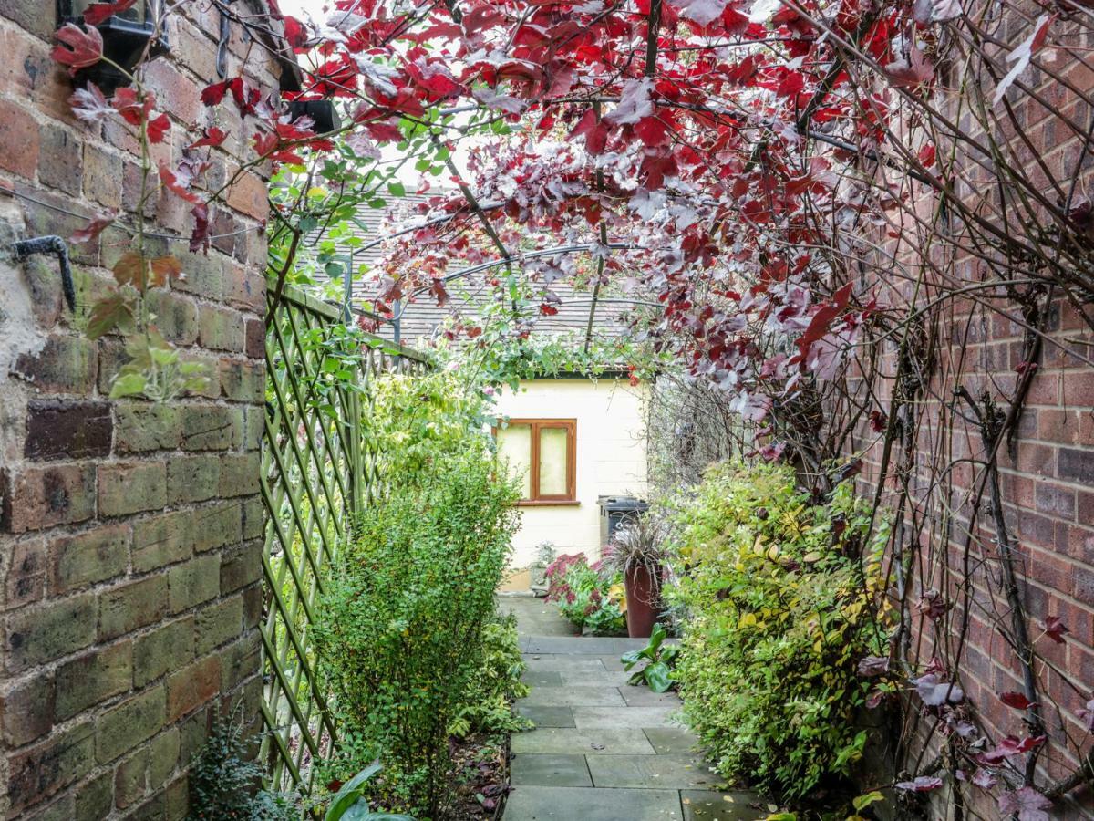 Wash House Cottage Much Wenlock Exterior photo