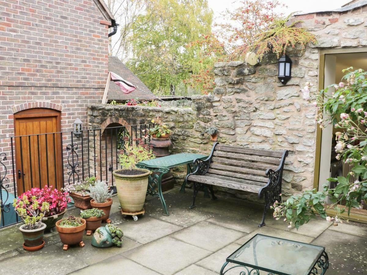 Wash House Cottage Much Wenlock Exterior photo