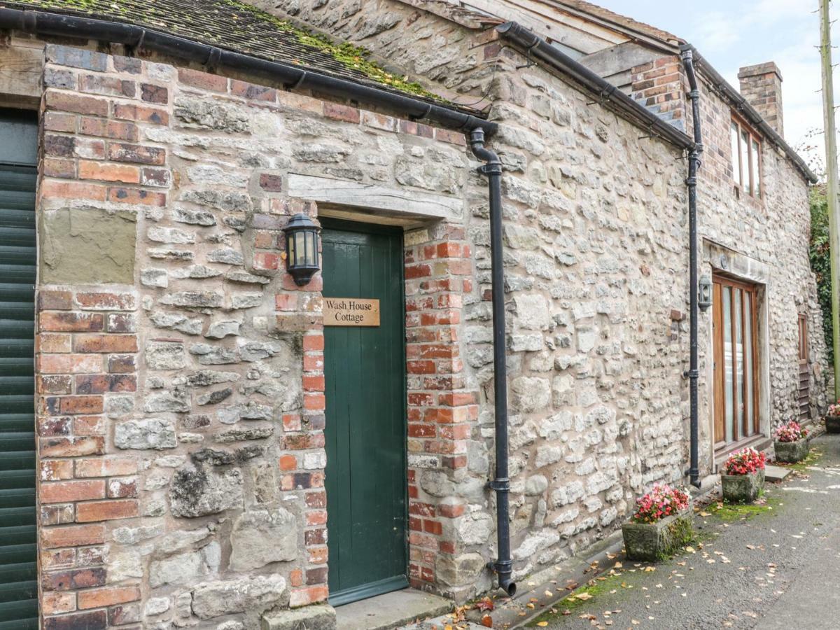 Wash House Cottage Much Wenlock Exterior photo